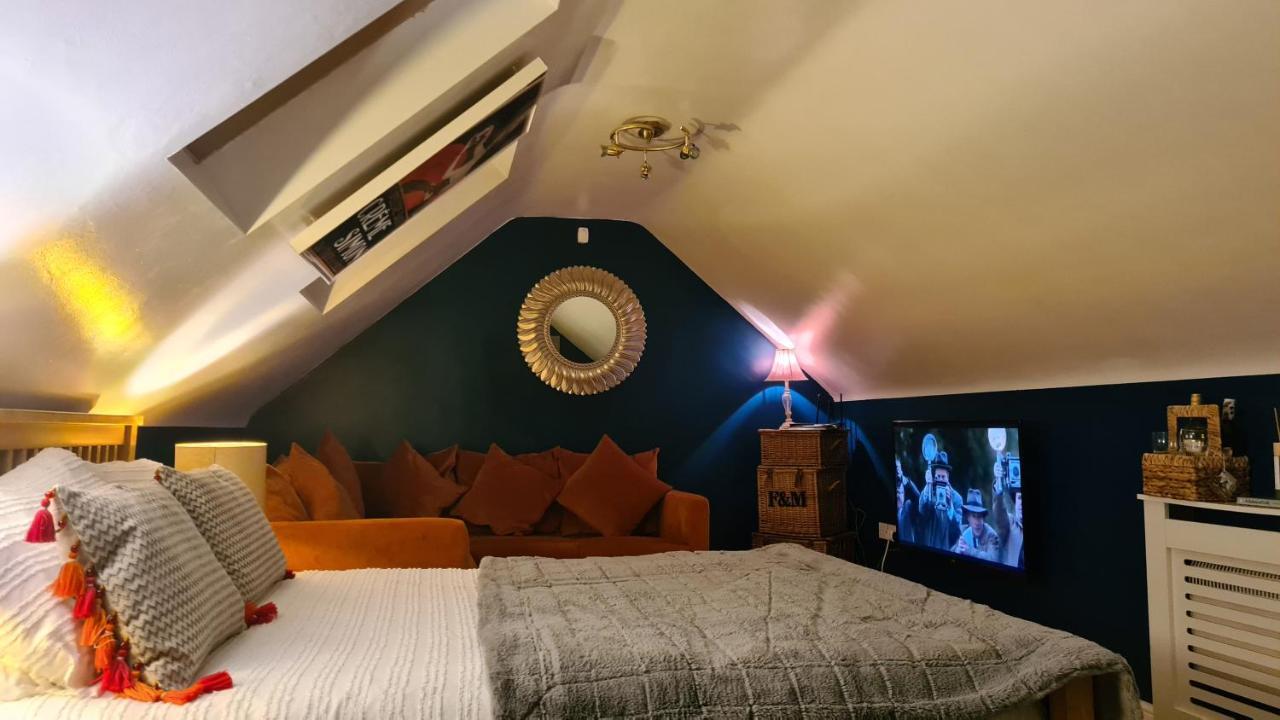 Boutique Shrewsbury Suites Eksteriør billede