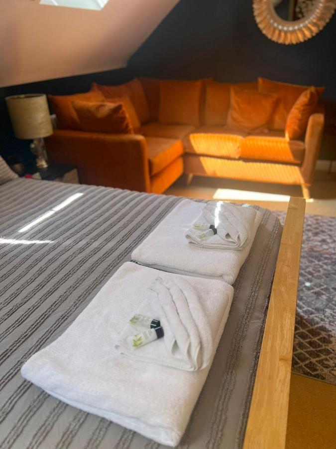 Boutique Shrewsbury Suites Eksteriør billede