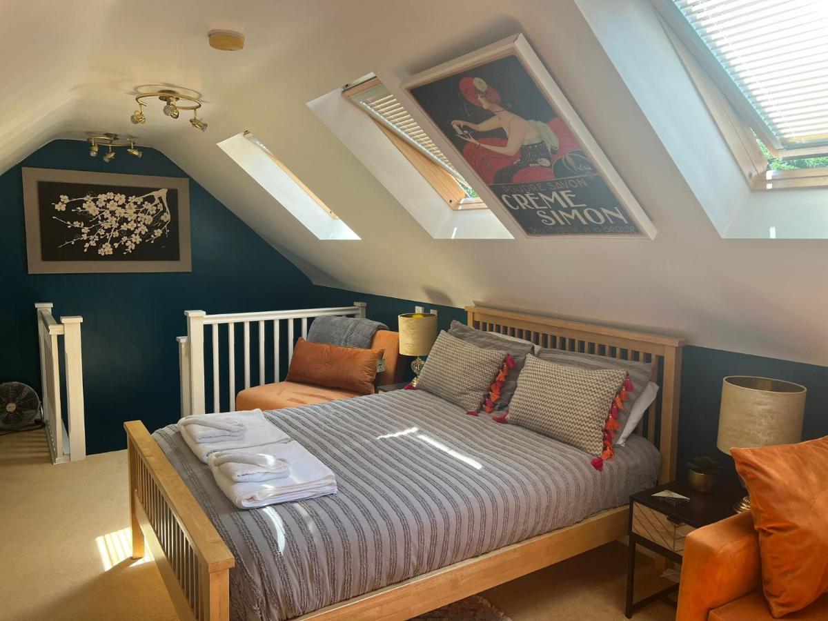 Boutique Shrewsbury Suites Eksteriør billede