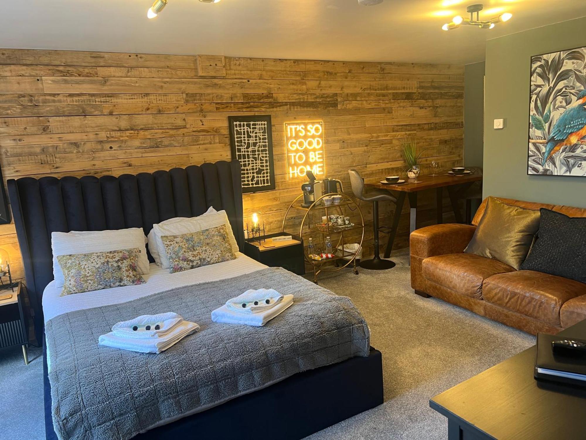 Boutique Shrewsbury Suites Eksteriør billede