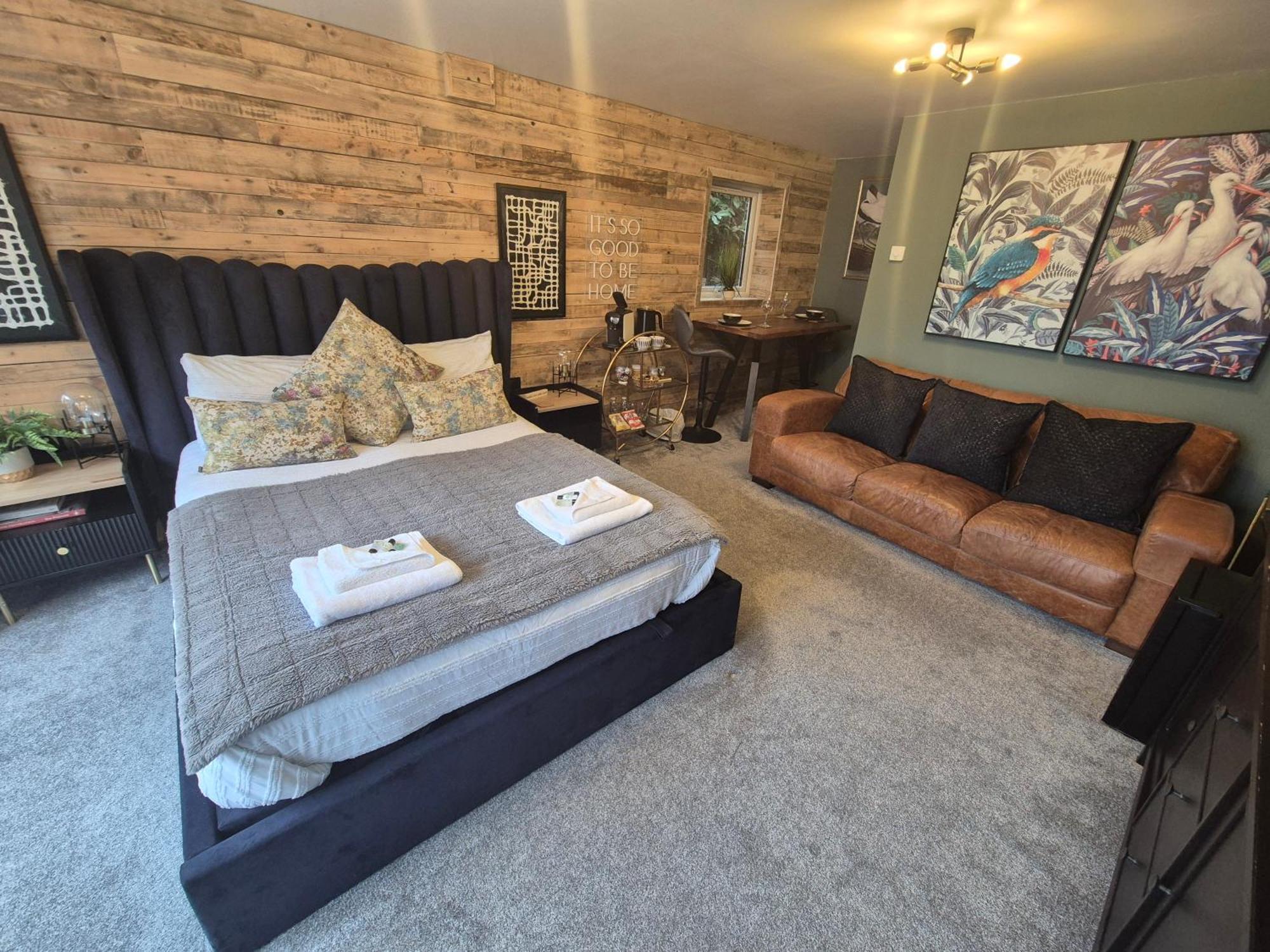 Boutique Shrewsbury Suites Eksteriør billede